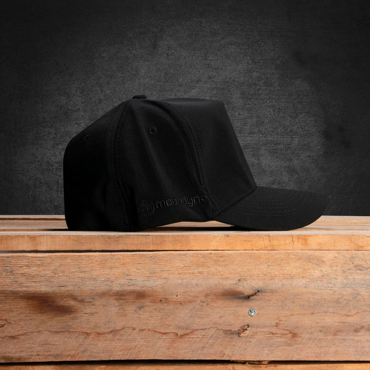 MOONDYNE ELASTIC FIT CAP - MEDIUM